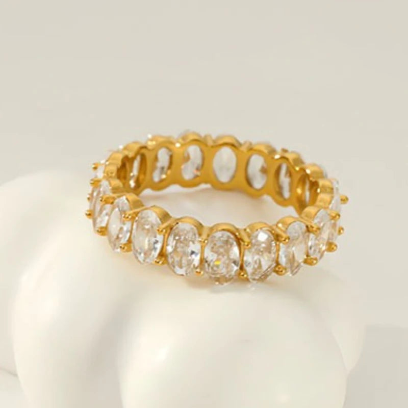 Amorisse Ring