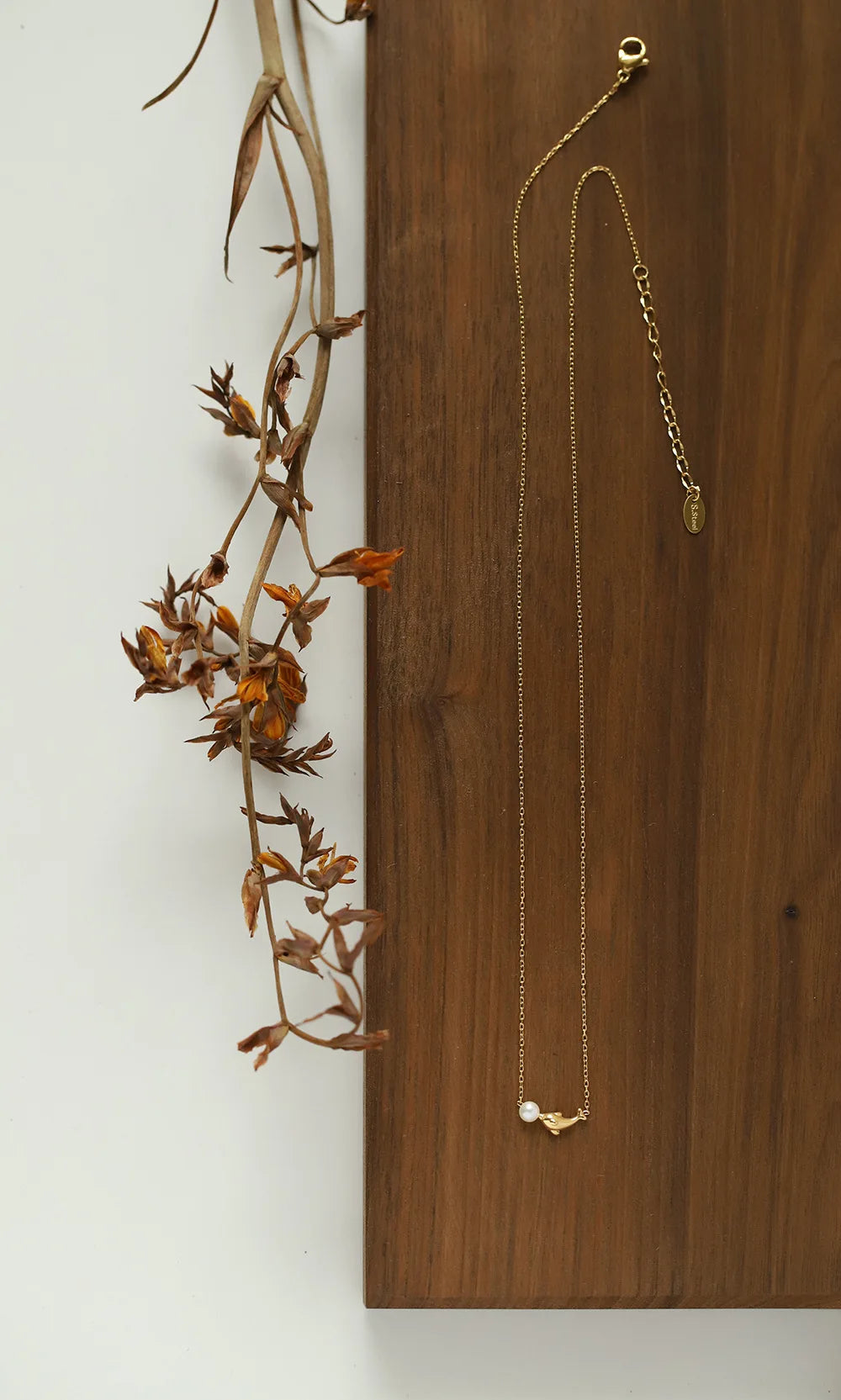 Aurindra Necklace