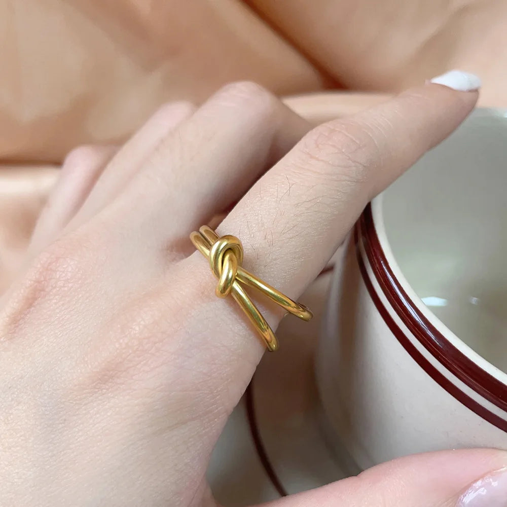 Embrace Knot Ring
