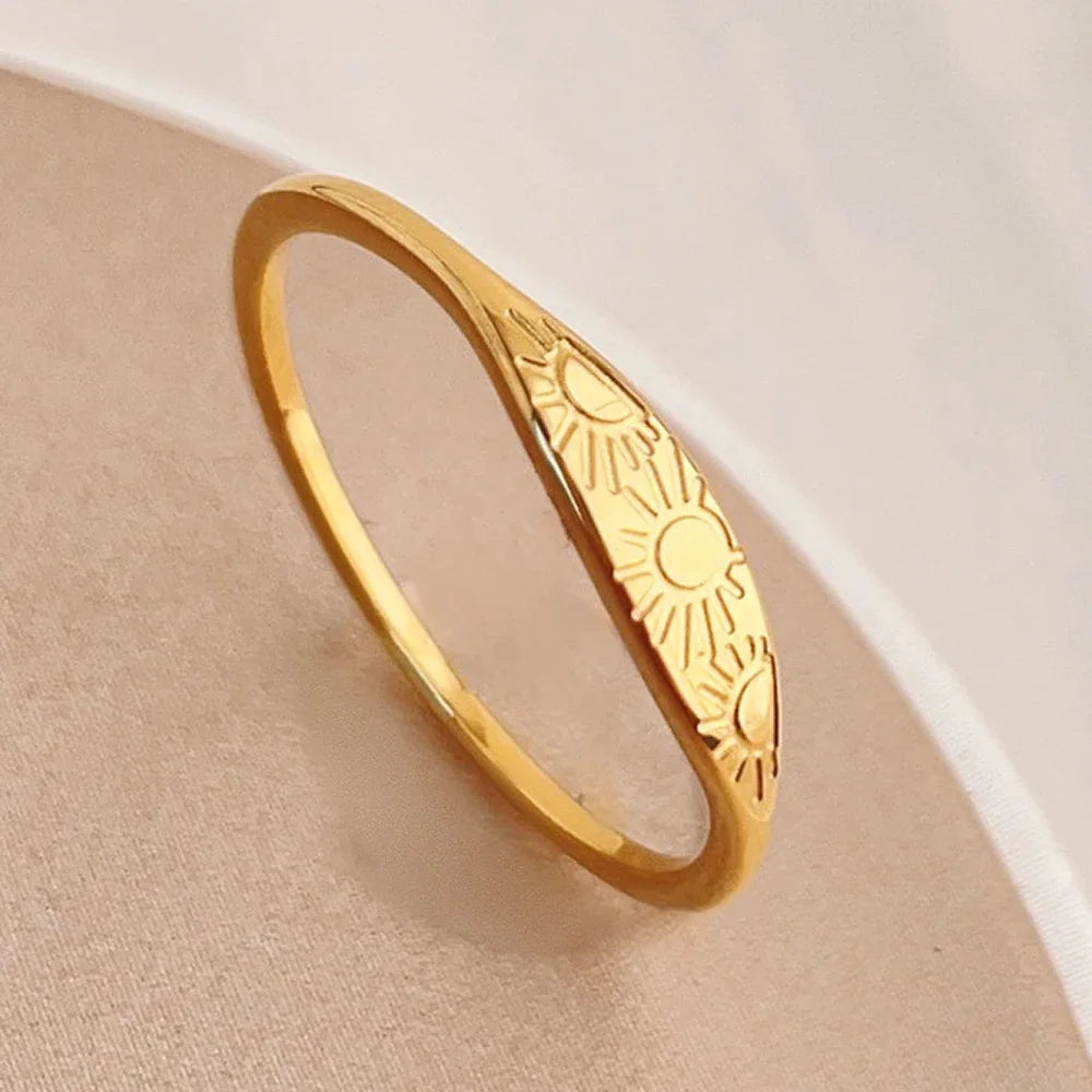 Solar Bloom Ring