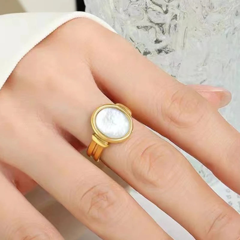 Aura Mother-of-Pearl Ring
