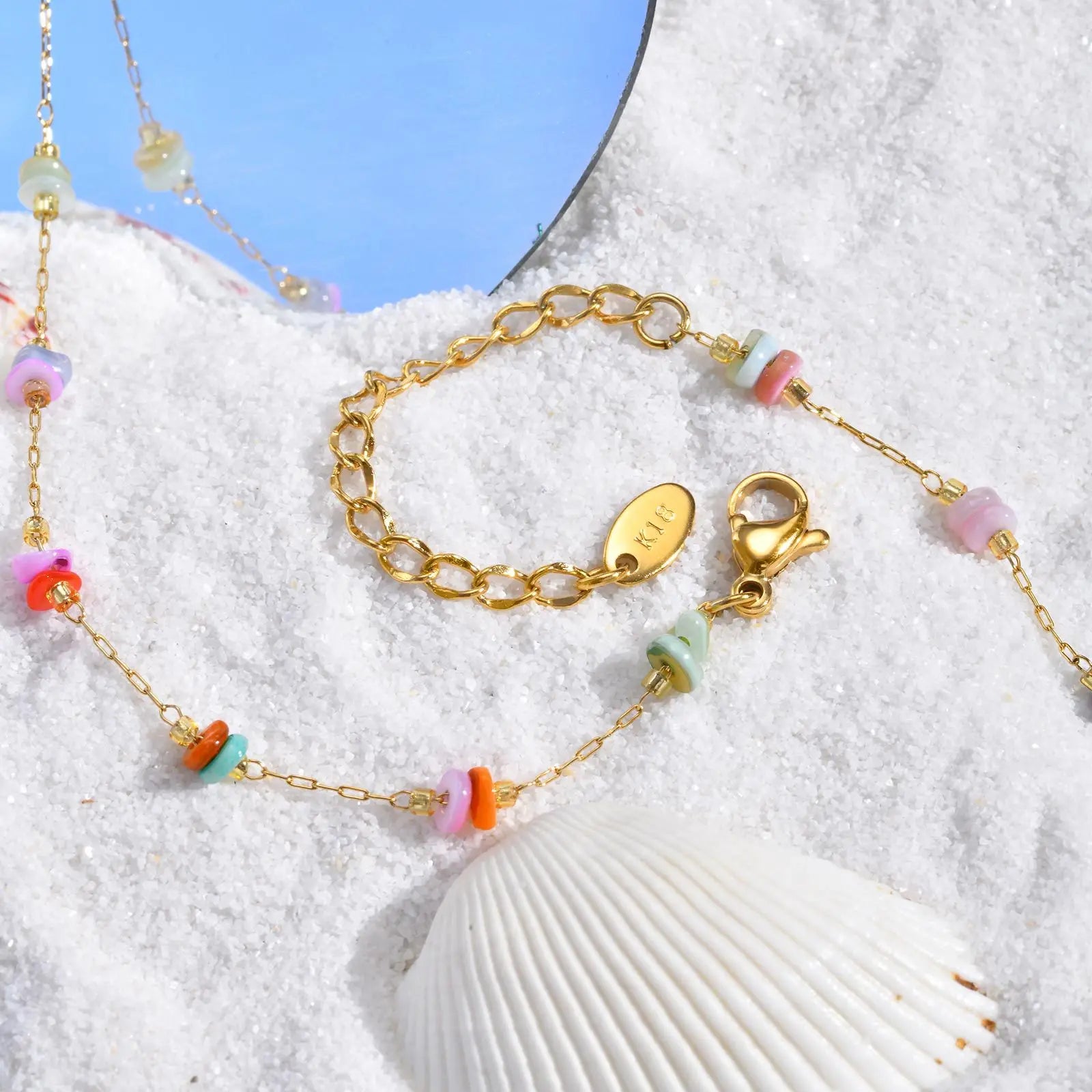 Color Bead Shell Pendant Necklace