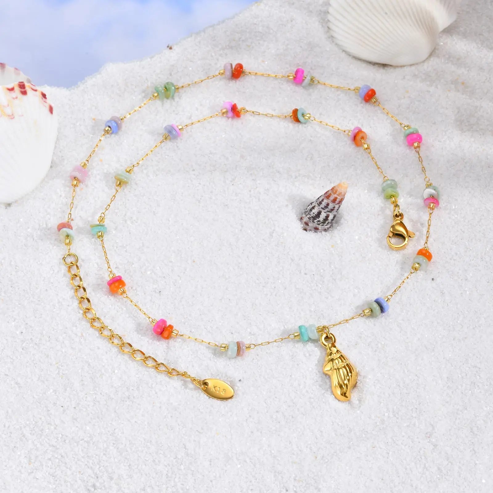 Color Bead Shell Pendant Necklace