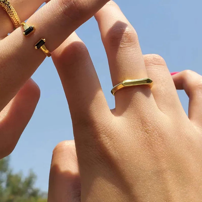 The Edge Band Ring