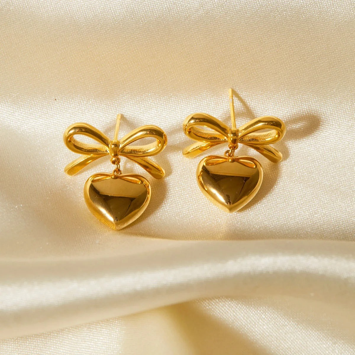 Glowithia Earring