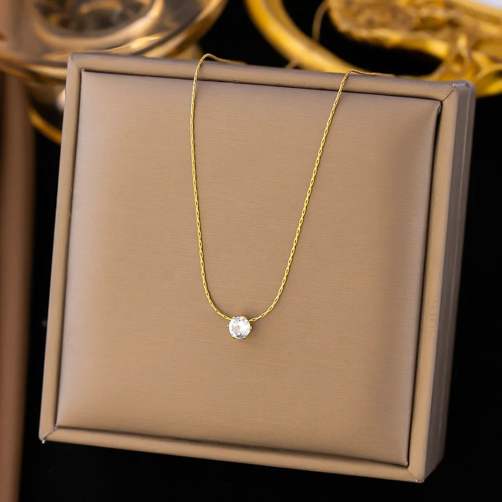 Minimalist Solitaire Pendant Necklace