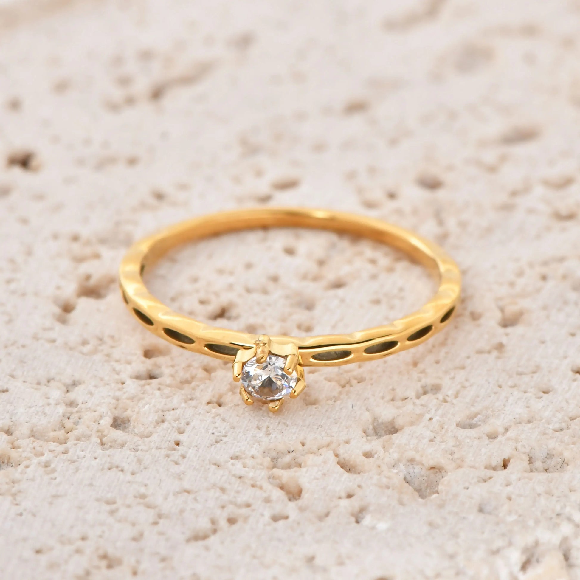 Diorlyn Ring