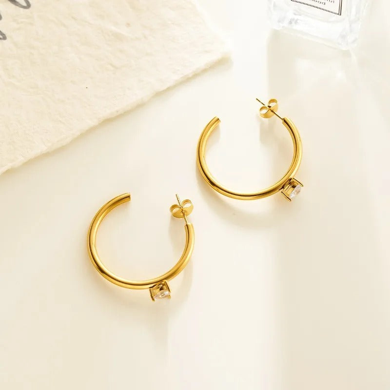 Diamond Kiss Hoop Earring