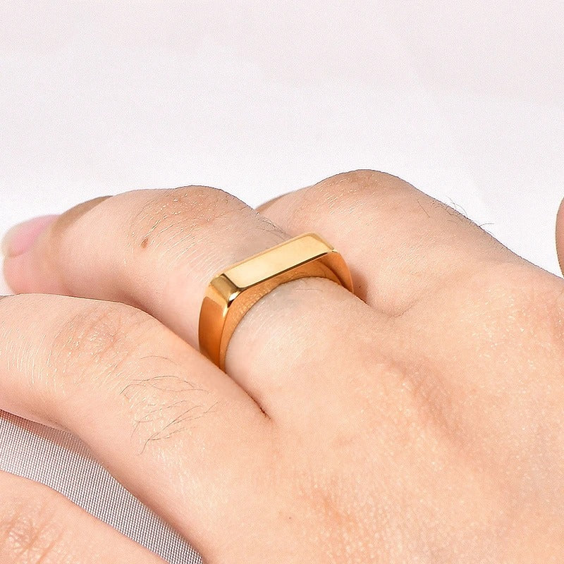 The Edge Band Ring