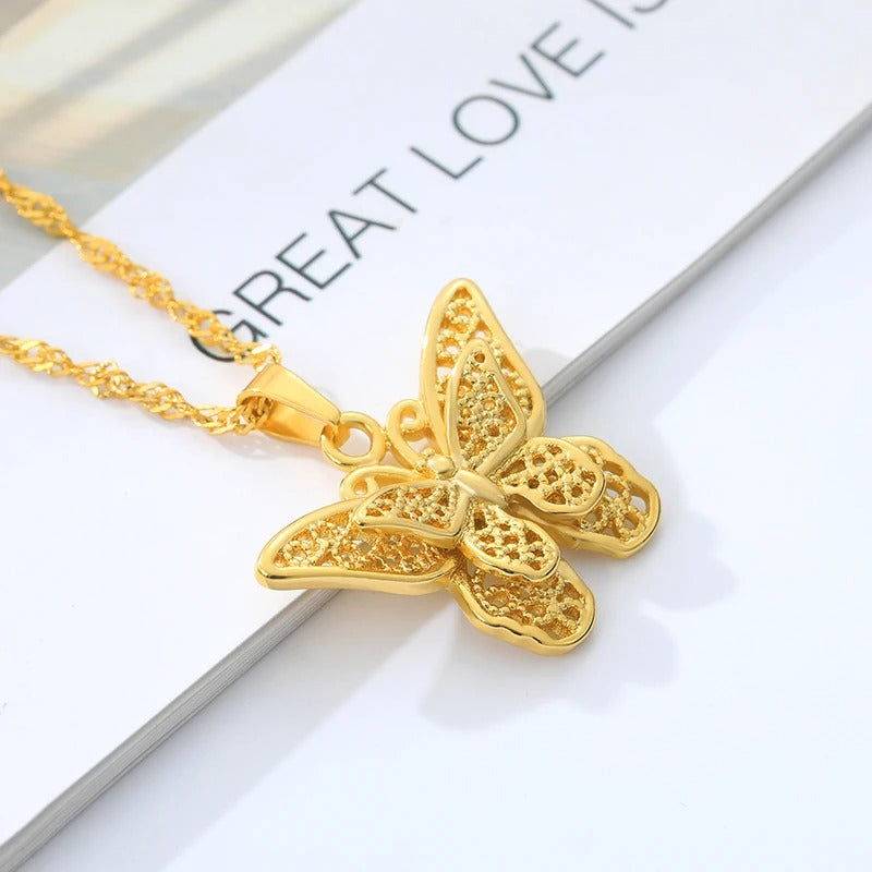 Glimora Necklace