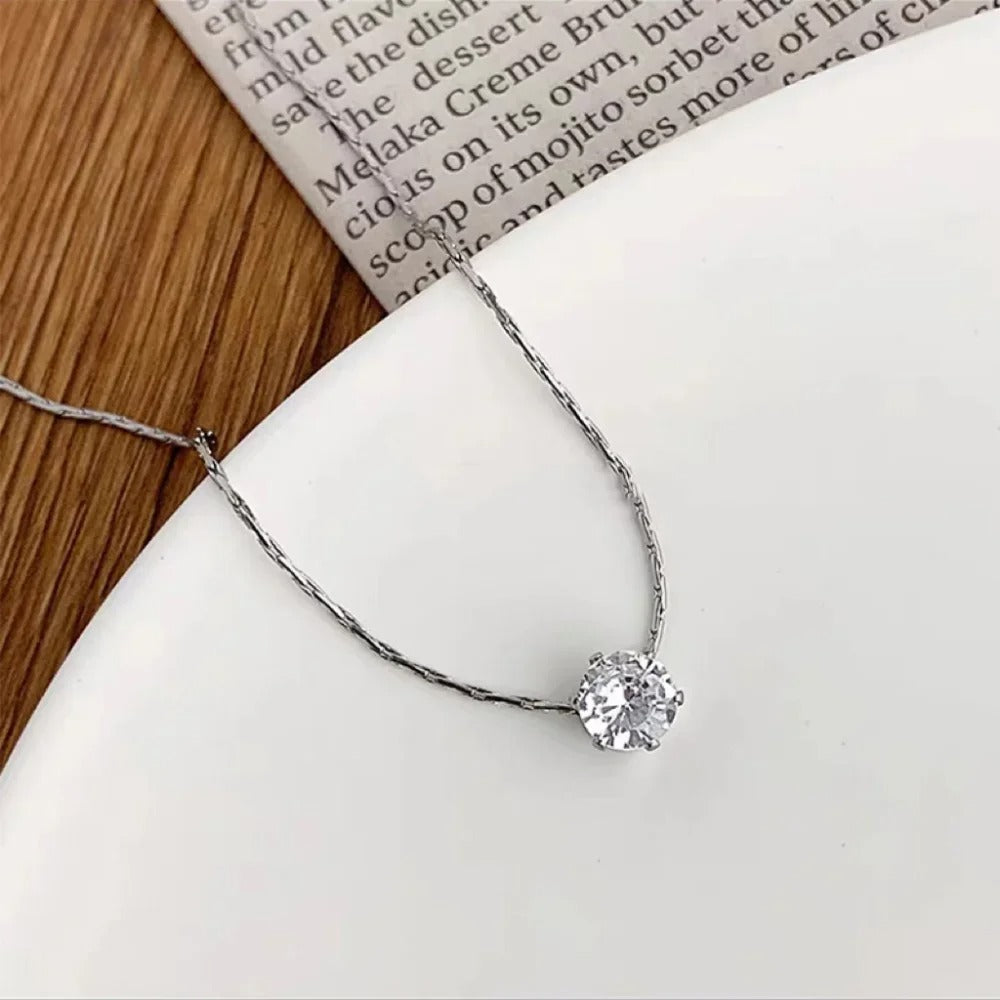 Minimalist Solitaire Pendant Necklace