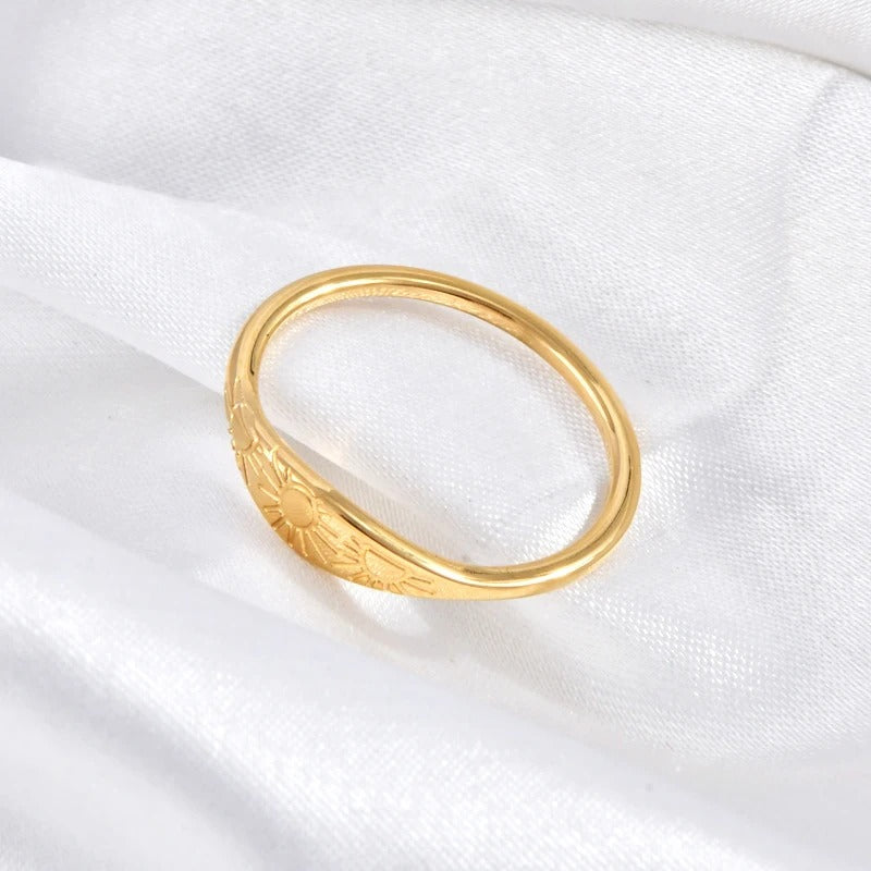 Solar Bloom Ring